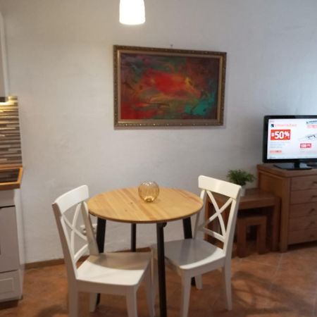 Old Studio Apartment Vilnius Exterior foto