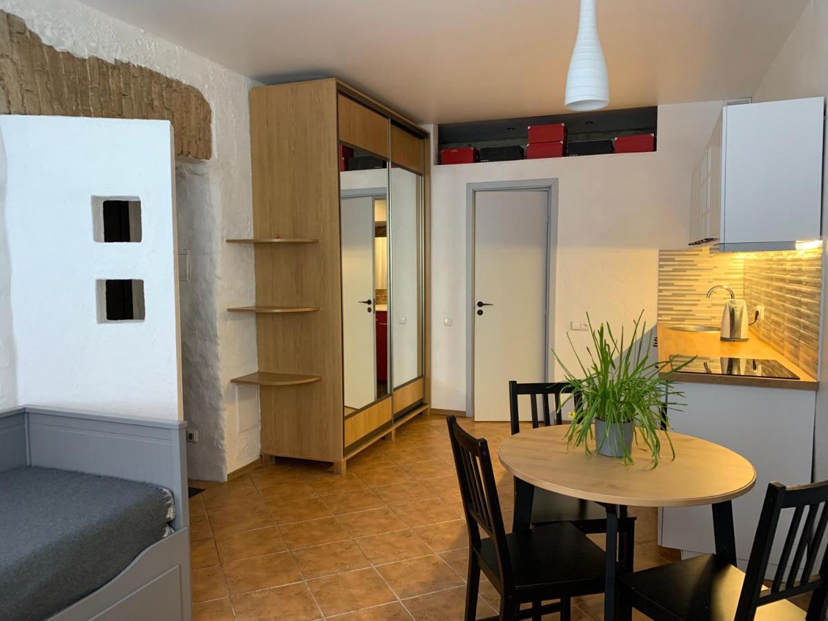 Old Studio Apartment Vilnius Exterior foto