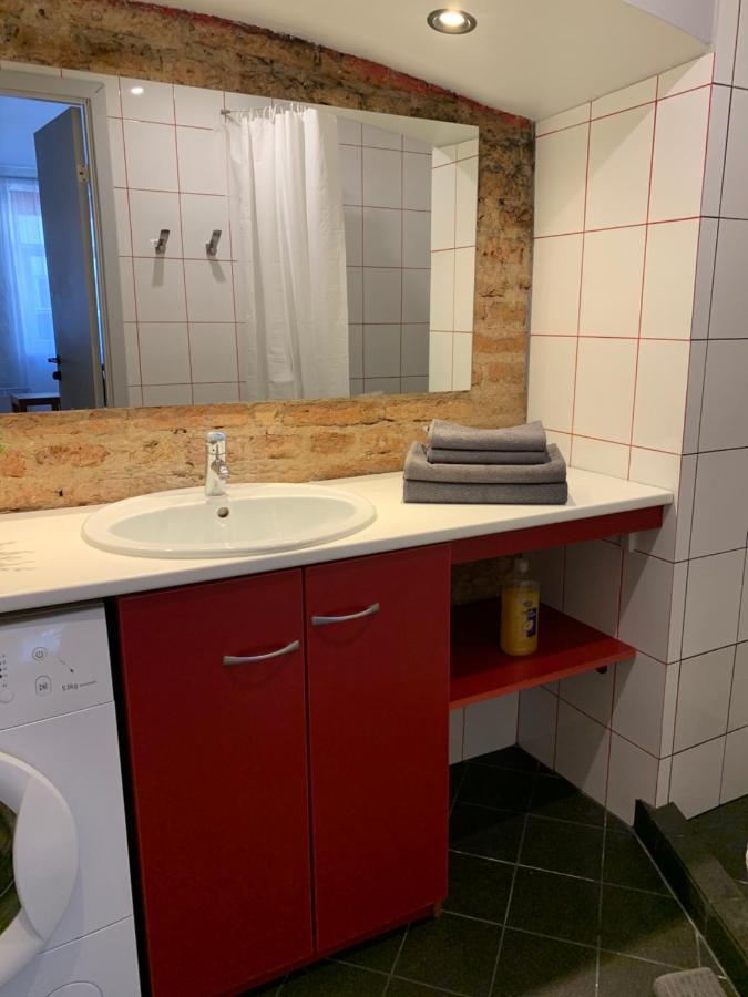 Old Studio Apartment Vilnius Exterior foto